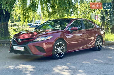 Седан Toyota Camry 2018 в 