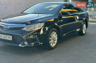 Седан Toyota Camry 2017 в 