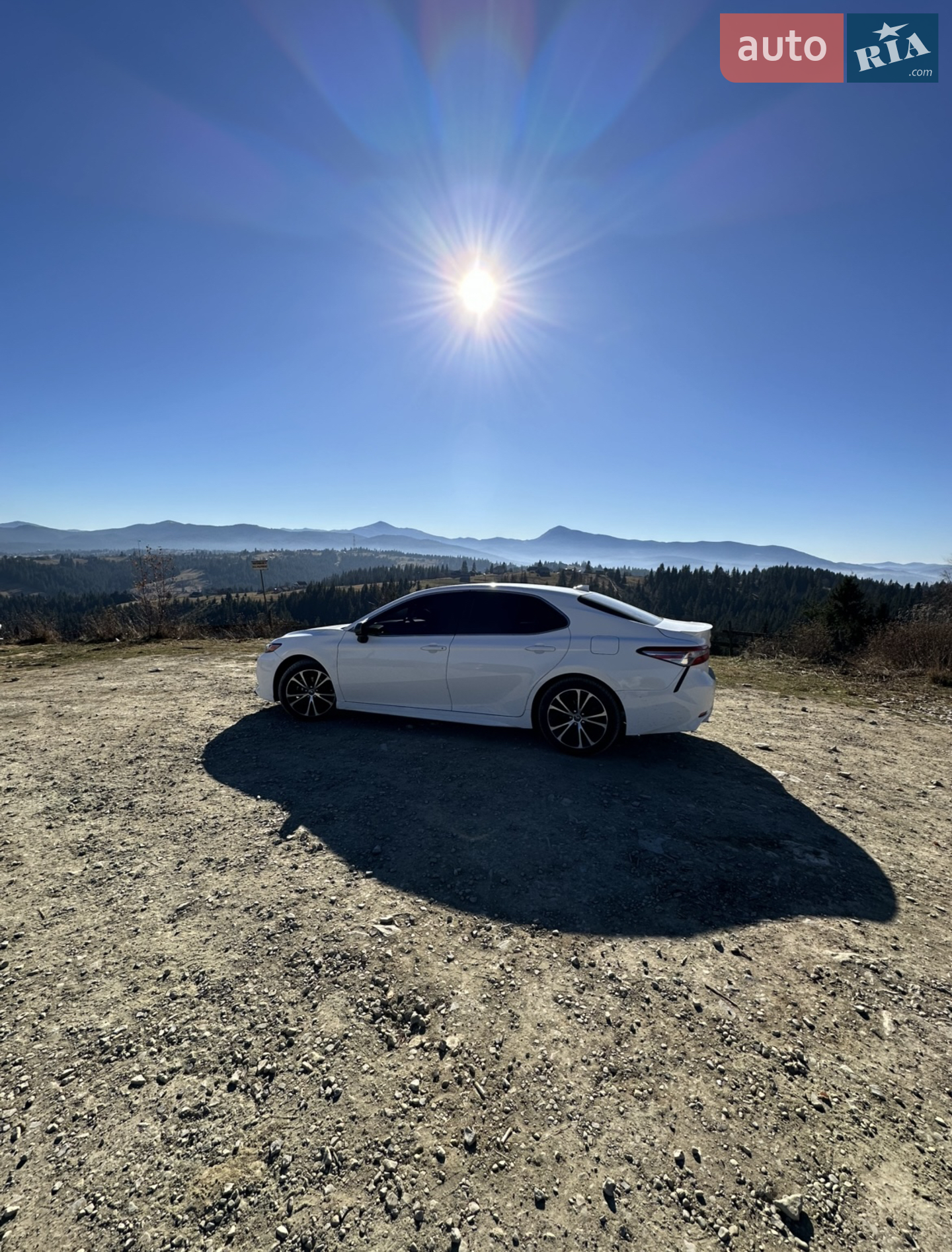 2018 Toyota Camry - мініатюра 4