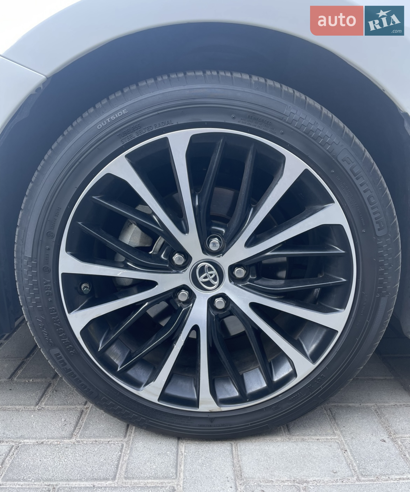 2018 Toyota Camry - мініатюра 11