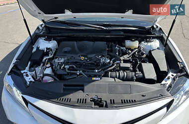 Седан Toyota Camry 2021 в 