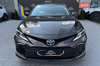 Седан Toyota Camry 2021 в 