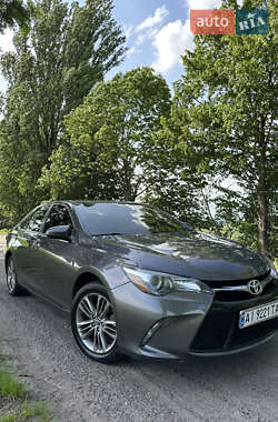 Седан Toyota Camry 2015 в Тетиеве