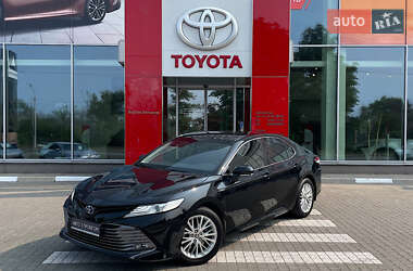 Седан Toyota Camry 2020 в Запорожье