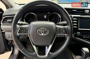 Седан Toyota Camry 2020 в 