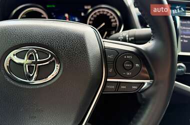 Седан Toyota Camry 2020 в 