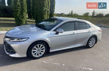 Седан Toyota Camry 2020 в Полтаві