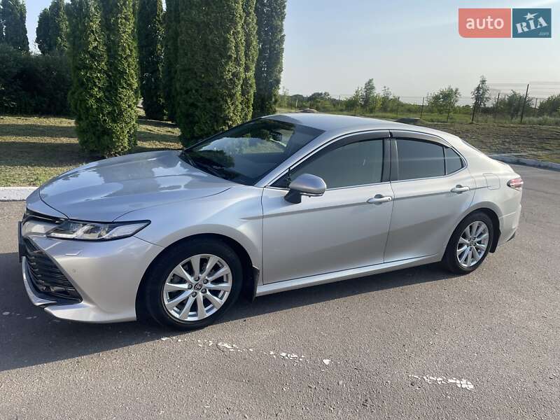 Седан Toyota Camry 2020 в 