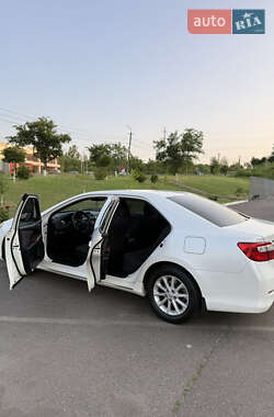 Седан Toyota Camry 2012 в 