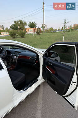 Седан Toyota Camry 2012 в 