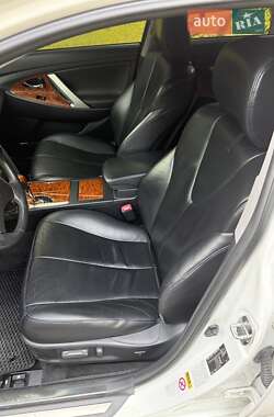 Седан Toyota Camry 2009 в 