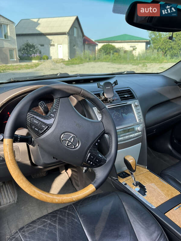 Седан Toyota Camry 2007 в Умани