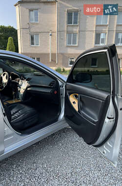 Седан Toyota Camry 2007 в 