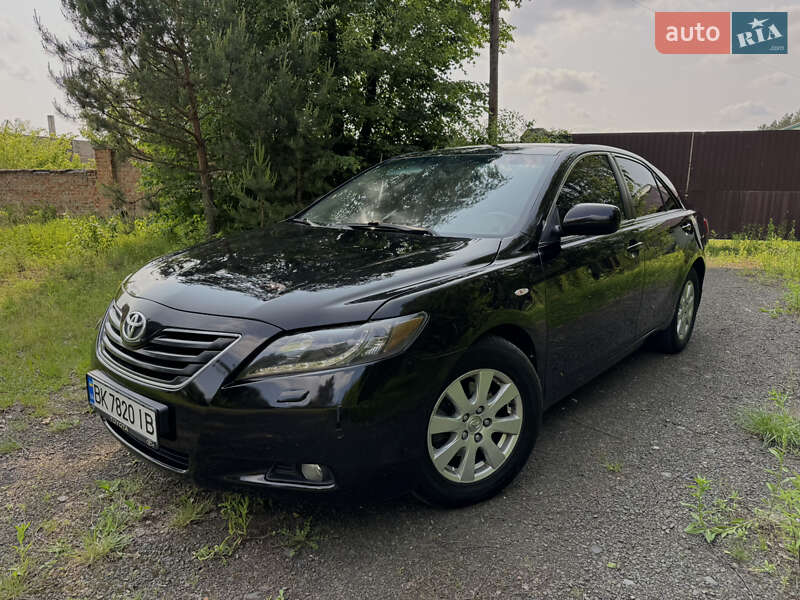 Седан Toyota Camry 2008 в 