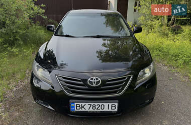 Седан Toyota Camry 2008 в 