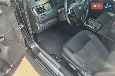 Седан Toyota Camry 2016 в 