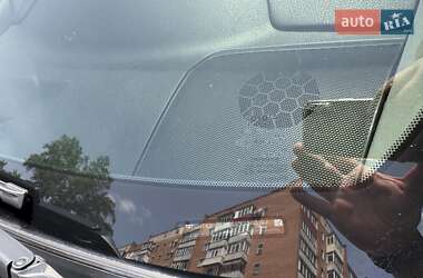 Седан Toyota Camry 2016 в 