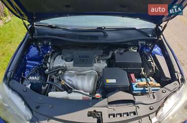 Седан Toyota Camry 2016 в 