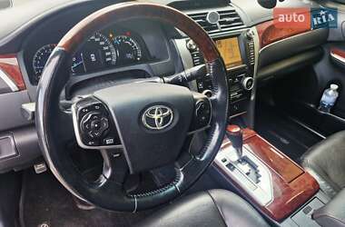 Седан Toyota Camry 2012 в Киеве