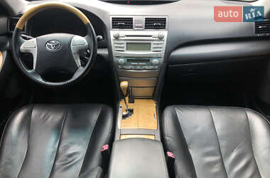 Седан Toyota Camry 2006 в 