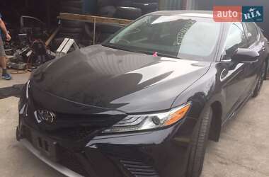 Седан Toyota Camry 2018 в 