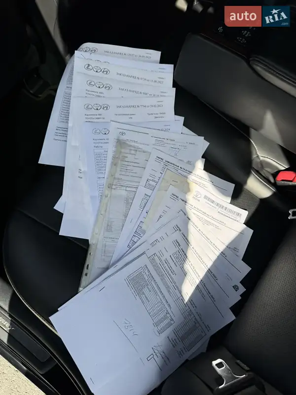 Седан Toyota Camry 2012 в Дніпрі документ
