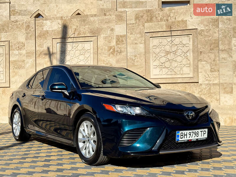 Toyota Camry 2017