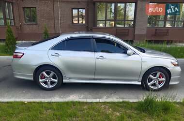 Седан Toyota Camry 2006 в 