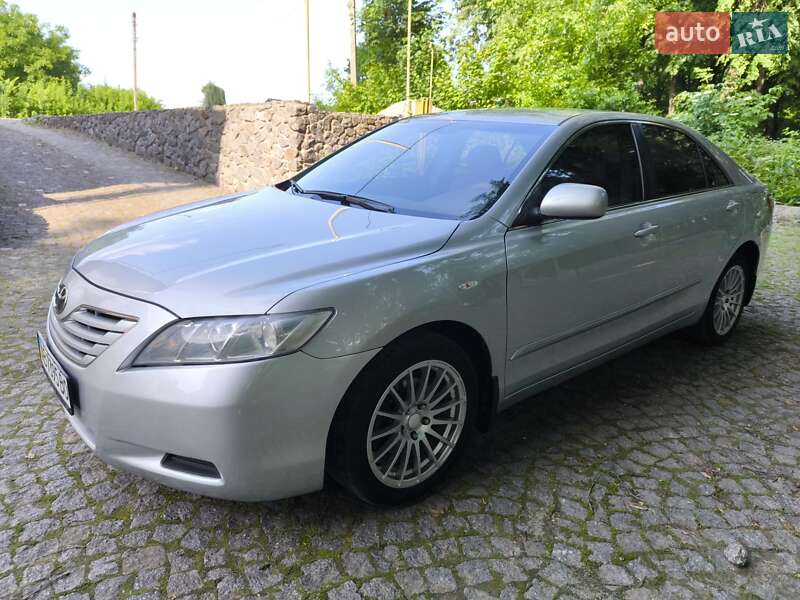 Седан Toyota Camry 2008 в Козятині
