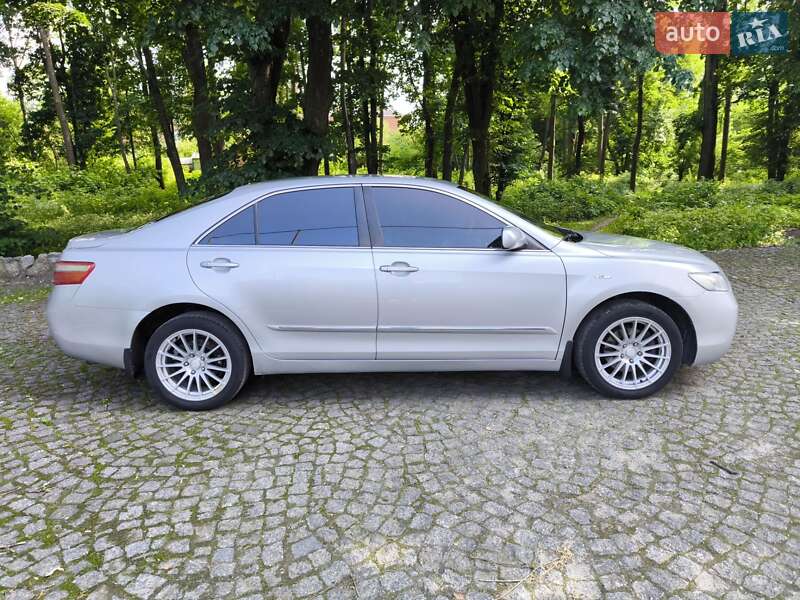Седан Toyota Camry 2008 в Козятині
