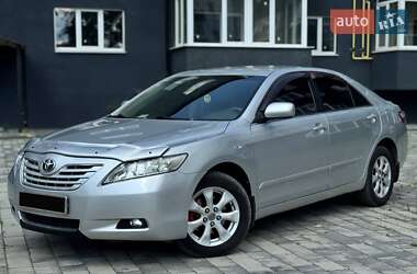 Седан Toyota Camry 2008 в Ахтырке
