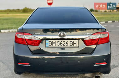 Седан Toyota Camry 2013 в 