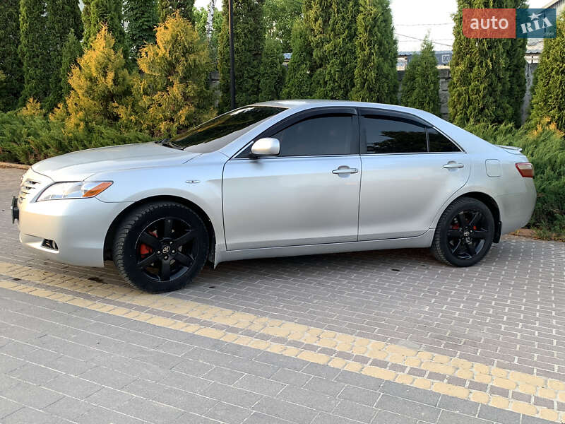 Седан Toyota Camry 2006 в Збаражі