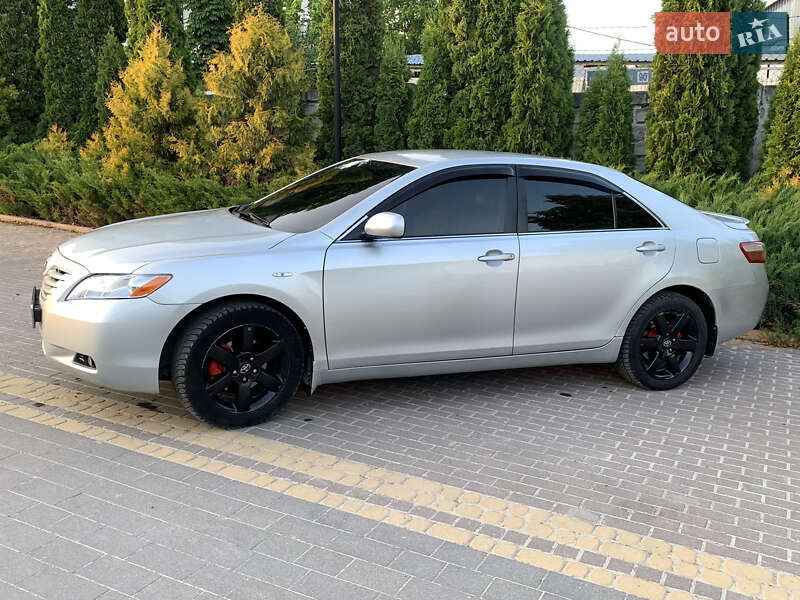 Седан Toyota Camry 2006 в Збаражі