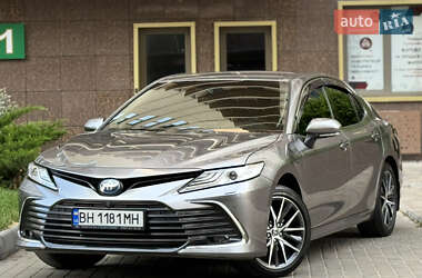 Седан Toyota Camry 2021 в Одессе