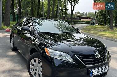 Седан Toyota Camry 2008 в Харькове