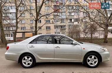Седан Toyota Camry 2006 в 