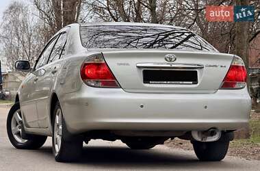 Седан Toyota Camry 2006 в 