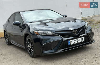 Седан Toyota Camry 2021 в Полтаві