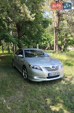 Седан Toyota Camry 2006 в Чернигове