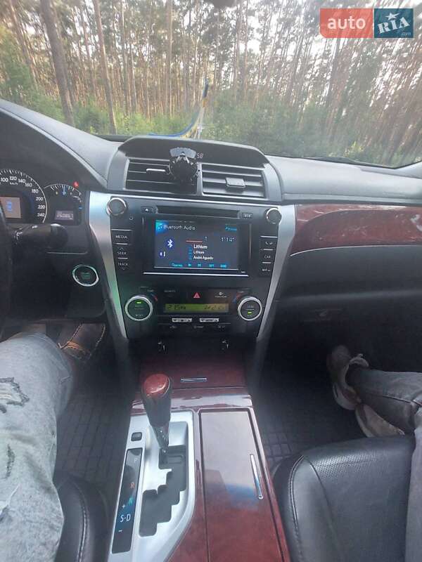 Седан Toyota Camry 2011 в Сновську