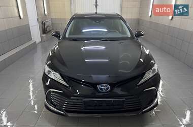 Седан Toyota Camry 2022 в 