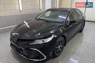 Седан Toyota Camry 2022 в Умани
