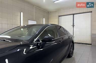 Седан Toyota Camry 2022 в 