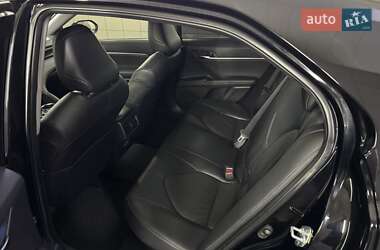 Седан Toyota Camry 2022 в 