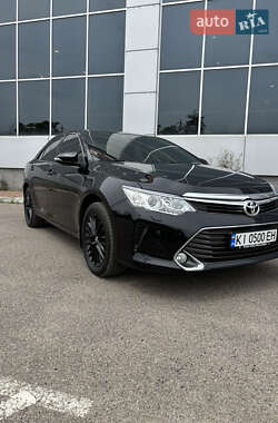 Седан Toyota Camry 2015 в Белой Церкви