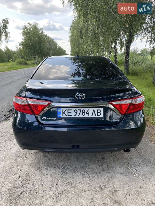 Седан Toyota Camry 2015 в Василькове