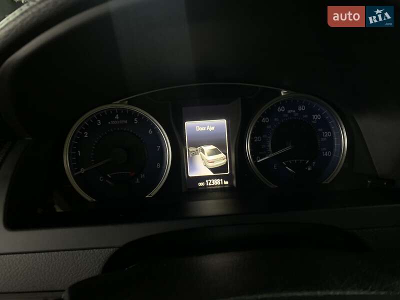 Седан Toyota Camry 2017 в Києві