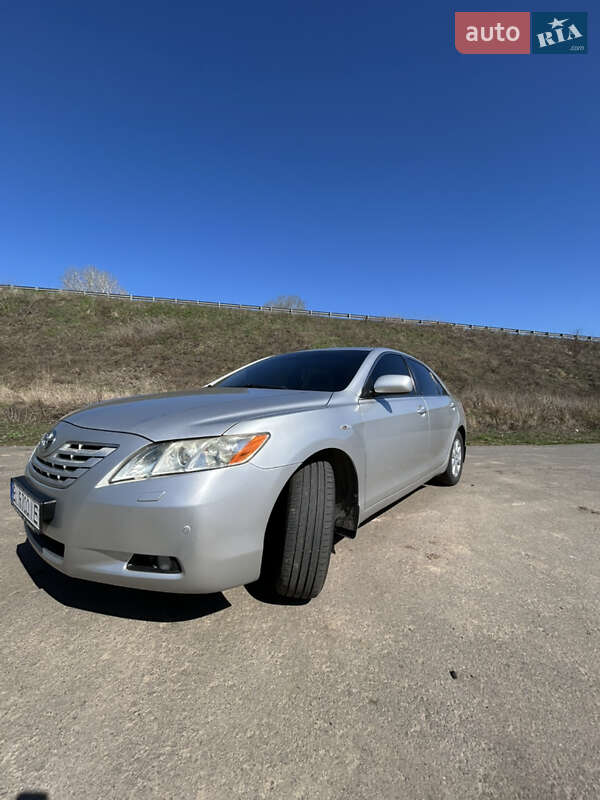 Седан Toyota Camry 2008 в Полтаві