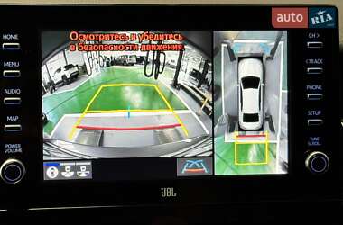 Седан Toyota Camry 2023 в 